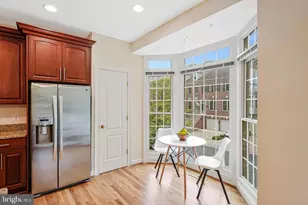 9576 Lagersfield Cir, Vienna, VA 22181 - Photo 10