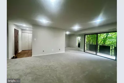 6001 Arlington Boulevard #423, Falls Church, VA 22044 - Photo 4