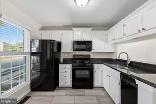 6562 Old Carriage Ln, Alexandria, VA 22315 - Photo 4