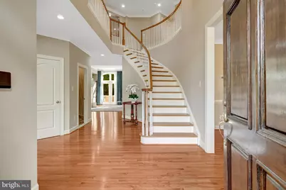 1387 Cameron Heath Drive, Reston, VA 20194 - Photo 8