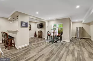 1387 Cameron Heath Dr, Reston, VA 20194 - Photo 52