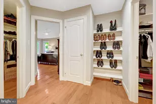 1387 Cameron Heath Dr, Reston, VA 20194 - Photo 40