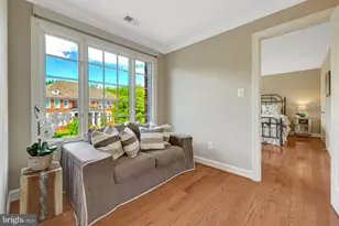 1387 Cameron Heath Dr, Reston, VA 20194 - Photo 48