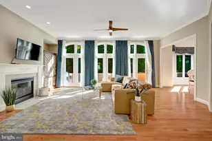 1387 Cameron Heath Dr, Reston, VA 20194 - Photo 10