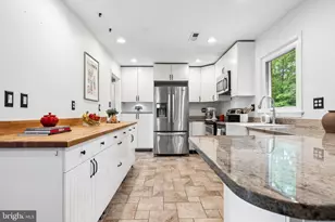 4324 Jackson Pl, Alexandria, VA 22309 - Photo 4
