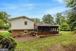 615 Kearney Ct SW, Vienna, VA 22180 - Photo 50