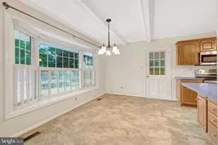 615 Kearney Ct SW, Vienna, VA 22180 - Photo 8
