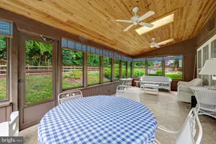 615 Kearney Ct SW, Vienna, VA 22180 - Photo 38