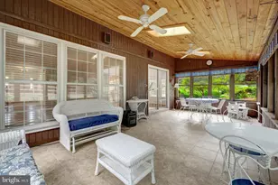 615 Kearney Ct SW, Vienna, VA 22180 - Photo 40