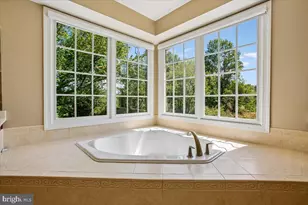 11133 Oakton Rd, Oakton, VA 22124 - Photo 40