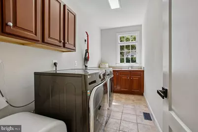 11133 Oakton Road, Oakton, VA 22124 - Photo 32