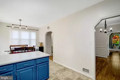 5918 Wescott Hills Way, Alexandria, VA 22315 - Photo 16