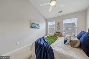 2625 Tarleton Corner Dr, Herndon, VA 20171 - Photo 36