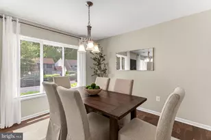 1498 Roundleaf Ct, Reston, VA 20190 - Photo 14