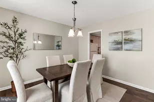 1498 Roundleaf Ct, Reston, VA 20190 - Photo 10