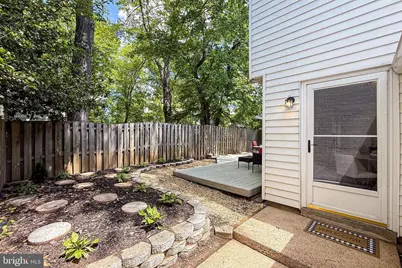 1498 Roundleaf Court, Reston, VA 20190 - Photo 20