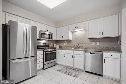 7496 Gadsby Square, Alexandria, VA 22315 - Photo 10