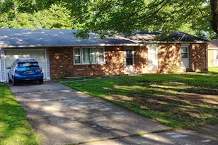 936 Longfellow Ct, Herndon, VA 20170 - Photo 14