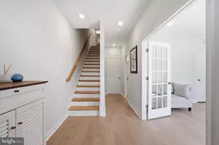 12561 Todd Ln, Fairfax, VA 22033 - Photo 6