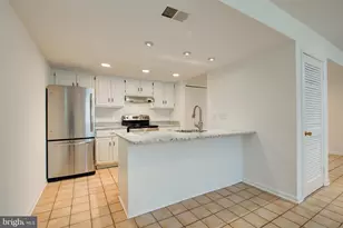 11008 Saffold Way, Reston, VA 20190 - Photo 8