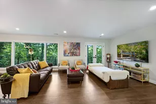 6316 Beachway Dr, Falls Church, VA 22044 - Photo 2