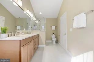 125 Roland Ct SW, Vienna, VA 22180 - Photo 22