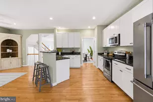 125 Roland Ct SW, Vienna, VA 22180 - Photo 14