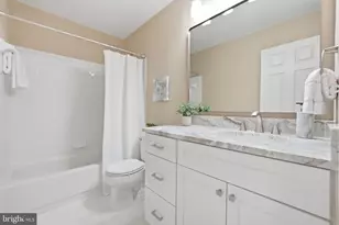 125 Roland Ct SW, Vienna, VA 22180 - Photo 28