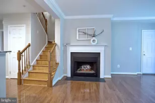 4633 Battenburg Ln, Fairfax, VA 22030 - Photo 12