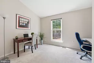 7010 Green Spring Ln, Alexandria, VA 22306 - Photo 28