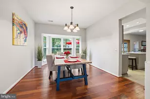 7010 Green Spring Ln, Alexandria, VA 22306 - Photo 10