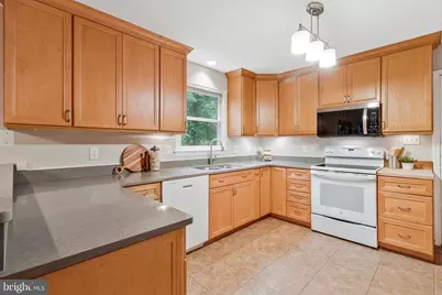 4329 Mount Vernon Memorial Highway, Alexandria, VA 22309 - Photo 14