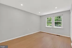 10041 Chestnut Wood Ln, Burke, VA 22015 - Photo 20
