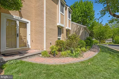 11814 Blue Spruce Road, Reston, VA 20191 - Photo 4