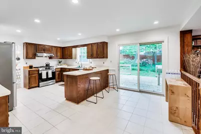 6820 Colburn Drive, Annandale, VA 22003 - Photo 16