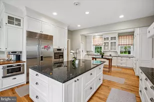 6809 Sorrel St, McLean, VA 22101 - Photo 14