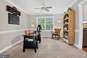 10349 Steamboat Landing Ln, Burke, VA 22015 - Photo 14