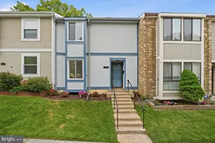 6045 Hollow Knoll Ct, Springfield, VA 22152 - Photo 32