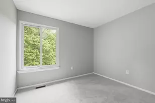 6045 Hollow Knoll Ct, Springfield, VA 22152 - Photo 18