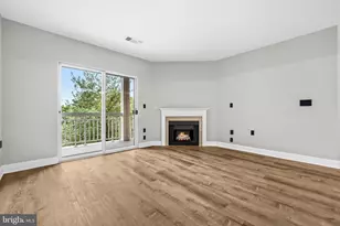 12915 Alton Square, Herndon, VA 20170 - Photo 8