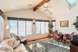 9921 Woodrow St, Vienna, VA 22181 - Photo 6