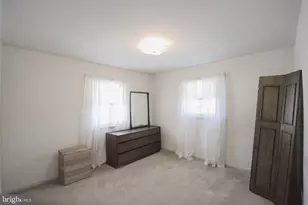 9921 Woodrow St, Vienna, VA 22181 - Photo 16