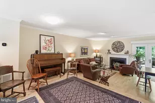 6086 Heatherwood Dr, Alexandria, VA 22310 - Photo 14