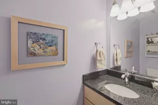 6086 Heatherwood Dr, Alexandria, VA 22310 - Photo 32