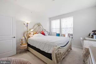 1147 Herndon Pkwy, Herndon, VA 20170 - Photo 32