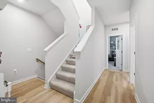 1147 Herndon Pkwy, Herndon, VA 20170 - Photo 30
