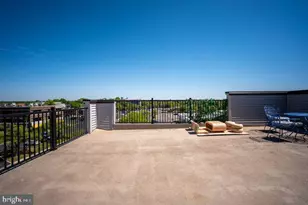 1147 Herndon Pkwy, Herndon, VA 20170 - Photo 38
