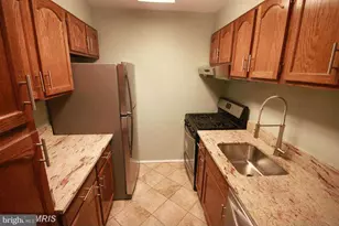 5807 Cove Landing Rd, Burke, VA 22015 - Photo 2