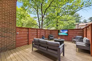 11766 Indian Ridge Rd, Reston, VA 20191 - Photo 8