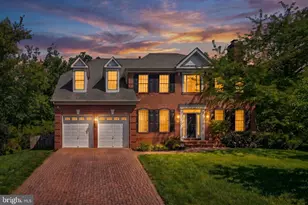 8306 Elm Grove Ct, Vienna, VA 22182 - Photo 44